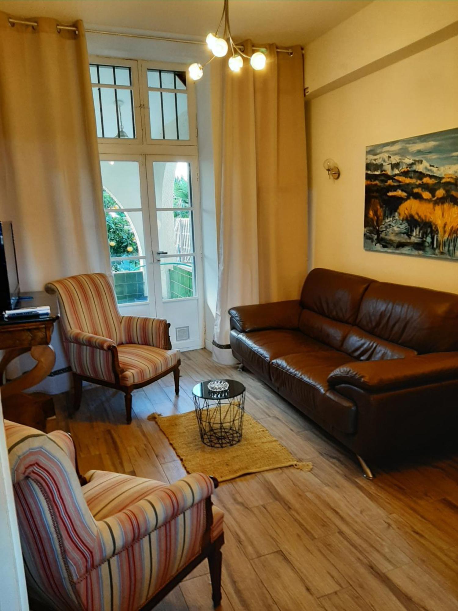 Chez Jean Villa Millas Dış mekan fotoğraf